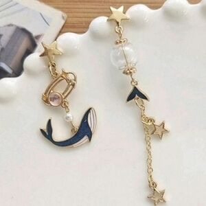 MODCLOTH WHALE OF A GOOD TIME ASYMMETRIC EARRINGS 2
